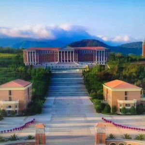 Meet your Posher, Carina